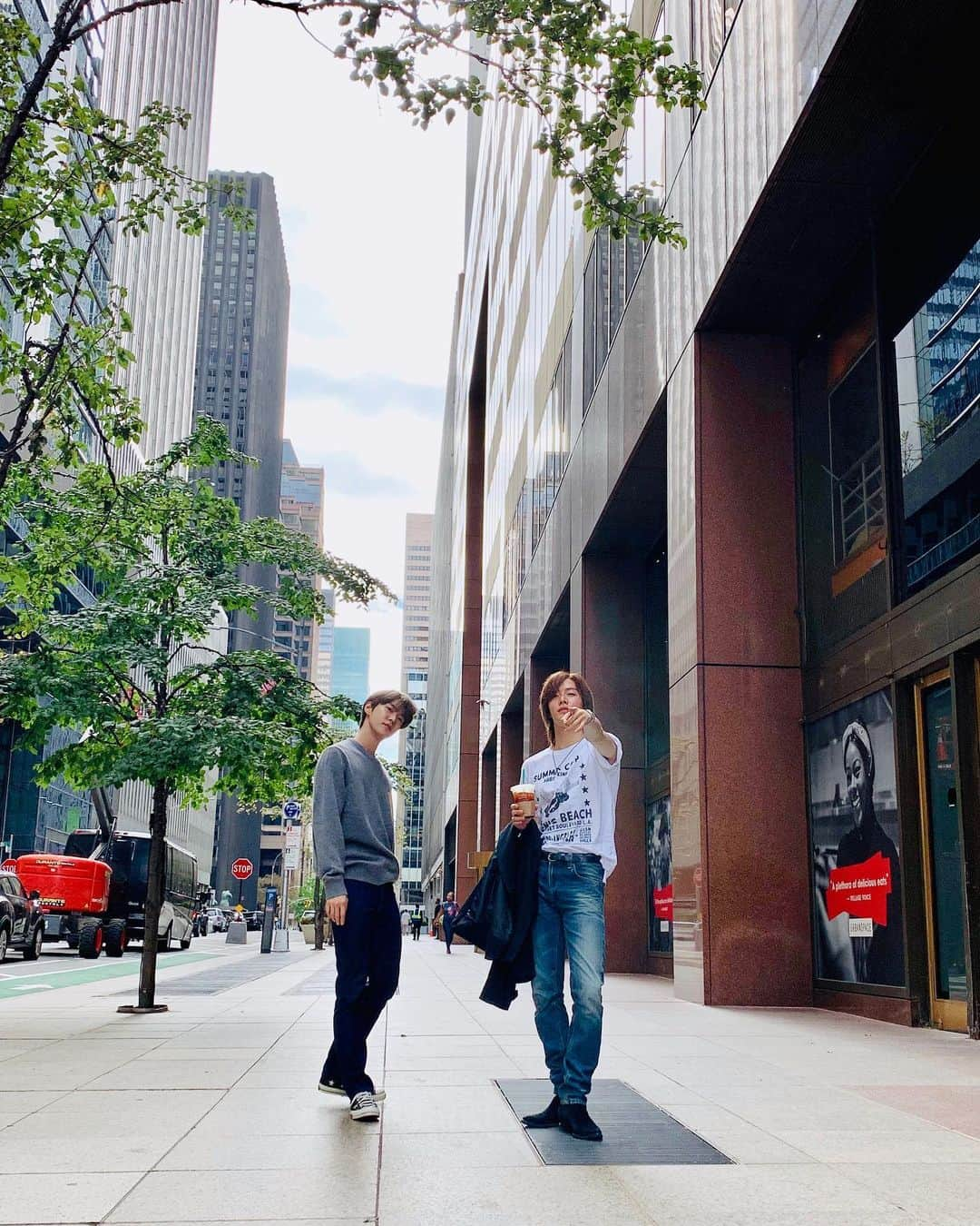 NCT 127さんのインスタグラム写真 - (NCT 127Instagram)「In NYC!  #NCT #NCT127  #DOYOUNG #YUTA  #NewYork」9月30日 2時13分 - nct127