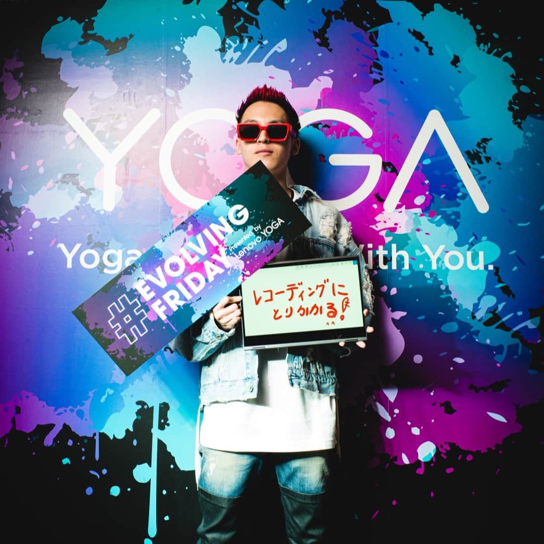 のインスタグラム：「#EvolvingFriday Presented by Lenovo YOGA – September 26th, 2019 #EvolvingWithYou #EvolvingFriday #Yoga」