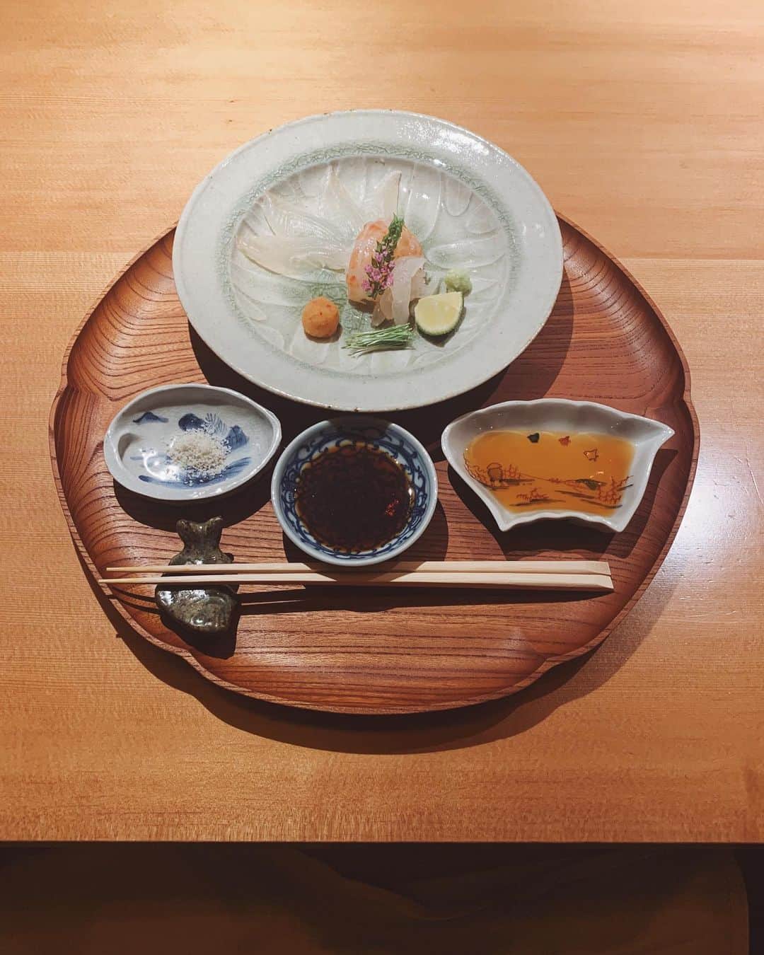 金セアルのグルメインスタ