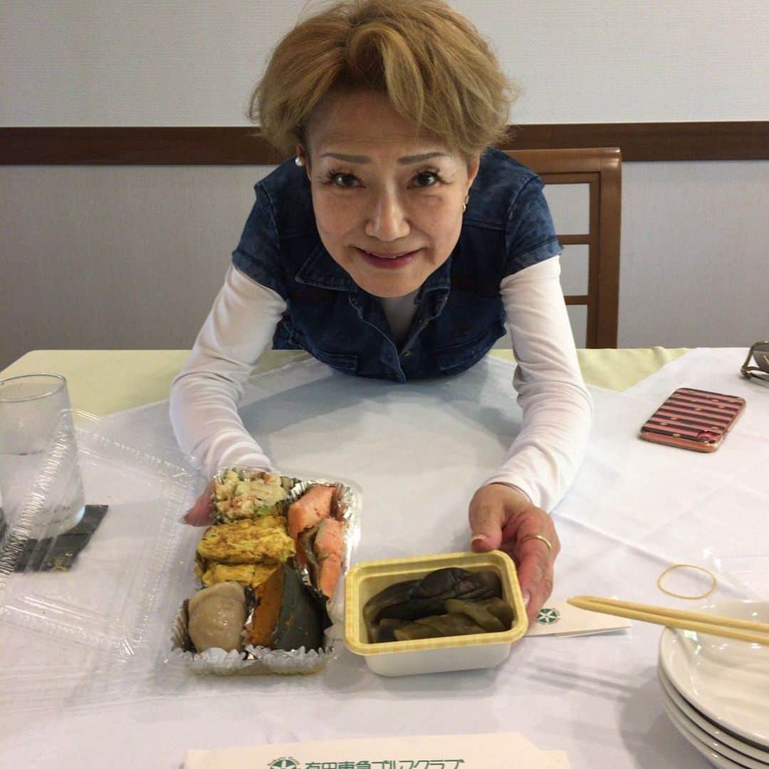 末成由美さんのインスタグラム写真 - (末成由美Instagram)「手作りのお弁当です🍱朝4時30起床‼️アホ「ちゃう❣️」9月30日 12時41分 - yumisuenari