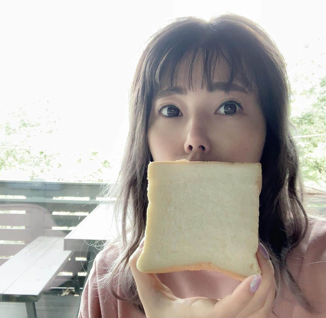 住谷杏奈さんのインスタグラム写真 - (住谷杏奈Instagram)「･ 乃が美の食パン🍞 寝起きでも2斤いけちゃいそう🥺 ･ ･ #乃が美#🍞#食パン」9月30日 12時53分 - annasumitani