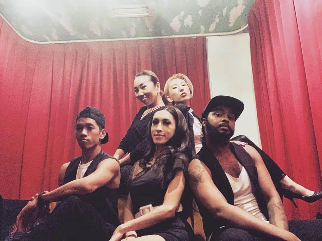 Codyのインスタグラム：「BALL(@ball_tokyo )ありがとうございました！  @aromu_namie さんのバックダンサーででさせて頂きました！^_^  楽しかったです！」