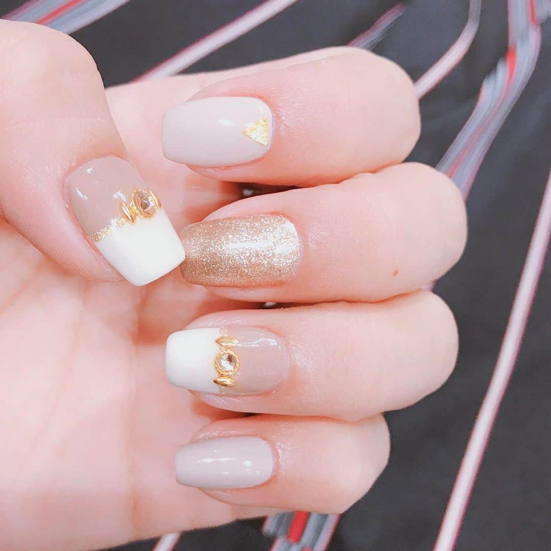 武田華恋さんのインスタグラム写真 - (武田華恋Instagram)「#秋ネイル #ネイル #nail #nailsofinstagram #instafashion #美甲 #nails #nailart」9月30日 16時42分 - karen.takeda