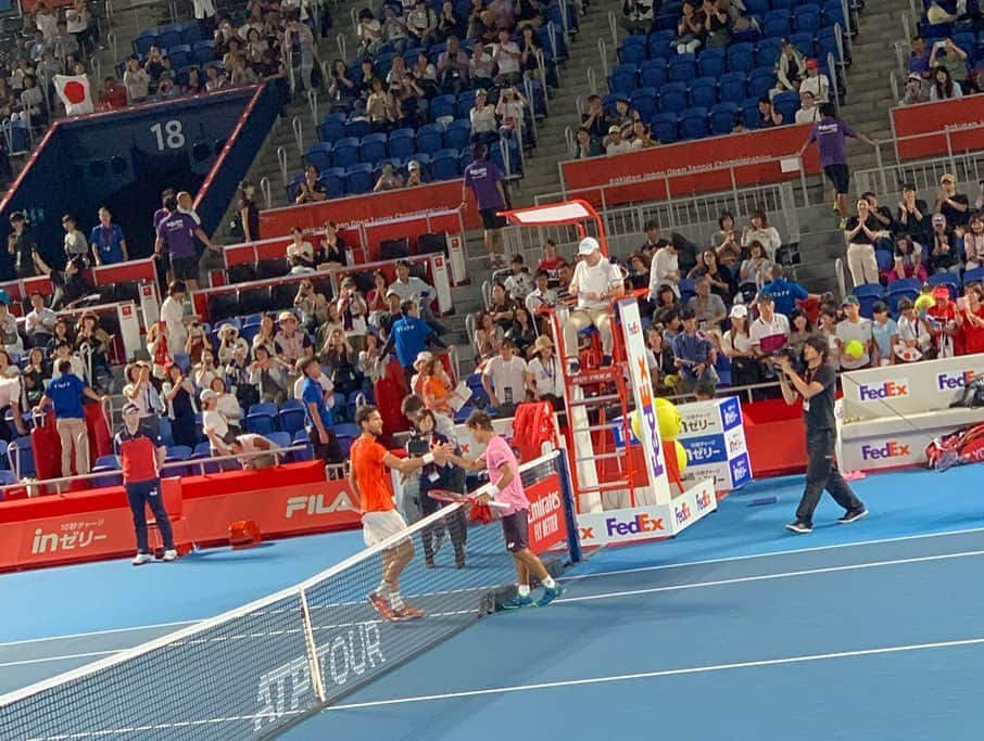 福西崇史さんのインスタグラム写真 - (福西崇史Instagram)「🎾 楽天オープンテニス2019 . レジェンドの神和住 純さんに会いました😊😊 . そして、西岡選手勝利👍👍👍 おめでとう🎉 . 4枚目に2年前、一緒に撮ってもらった写真載せておきます笑 . #テニス #tennis #🎾 #楽天オープン2019 #有明コロシアム #綺麗になってた #レジェンド #神和住純 #福西崇史 #西岡良仁 #toalson #instagood #instaphoto」9月30日 20時04分 - takashi_fukunishi