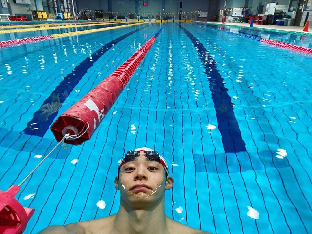 入江陵介のインスタグラム：「Tomorrow ✈️🇭🇺🇩🇪🏊‍♂️ Does anyone come to worldcup？  明日からW杯に向けて出発！ 世界水泳以来のレース！ 来年に繋がるレースをしてきます🏊‍♂️ #worldcup #budapest #berlin #fina」