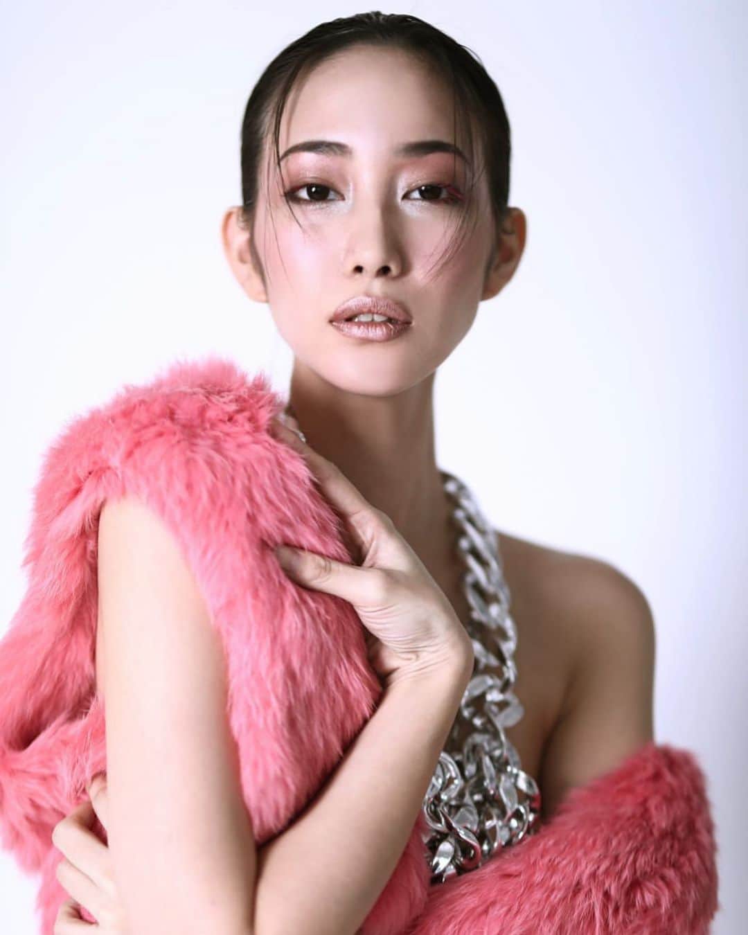 藤本奈月さんのインスタグラム写真 - (藤本奈月Instagram)「photo by @kei.y1015  make by @nagisa__yamaguchi . . . #japanesemodel  #model  #modeling #fashionmodel #femalemodel #asiamodel #asianbeauty #asianmodel #showmodel  #japanesegirl #photographer #photogenic #photooftheday #makeup #madeinjapan #japan #japanesegirl #portfolio  #日本 #福岡 #モデル #作品」9月30日 20時27分 - natsuki_n2k