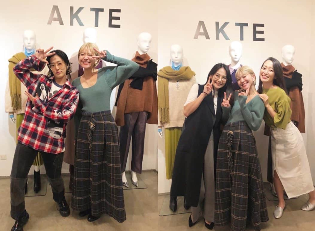 橋本江莉果さんのインスタグラム写真 - (橋本江莉果Instagram)「@akte_official 2019 winter collection☃️🧶💫 今回もたくさんの方々にお越しいただき、オーダーいただきまして、誠にありがとうございます🥰❤️ 写真を撮り忘れちゃった友達たちもいましたが、ほんとに毎回忙しい中、みんな来てくれるのがうれしすぎるし、今回はなんと北海道からお越しくださったお客様がいらっしゃったり、地方問わず、この日のためにわざわざ時間を作ってくださる気持ちが有り難く、うれしい限りです👏🏼🥺💕 冬もかわいいコートやニット、オススメアイテムが多数あり、一部の商品のプレオーダーも開催予定なので、ぜひ楽しみにお待ちくださいませ🥳💛 #AKTE #アクテ #winter #collection #2019 #fashion #winterfashion #タグ付けできなかったお友達ごめんなさい😂」9月30日 20時27分 - erica_hashimoto