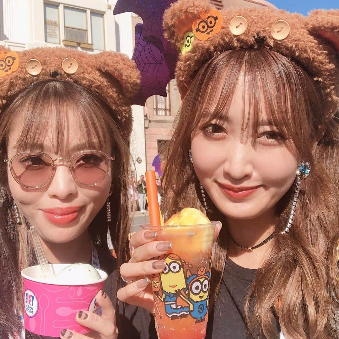 佐達ももこさんのインスタグラム写真 - (佐達ももこInstagram)「沖縄よりもハワイよりも逗子よりも﻿ ユニバが1番日焼けしたぜ🌞﻿ ﻿ いい天気でたのしかったなー🥺❤️﻿ ﻿ #ユニバ#USJ#ユニバーサルスタジオジャパン#ミニオン#ティム﻿ ﻿」9月30日 20時39分 - sadamomodayo