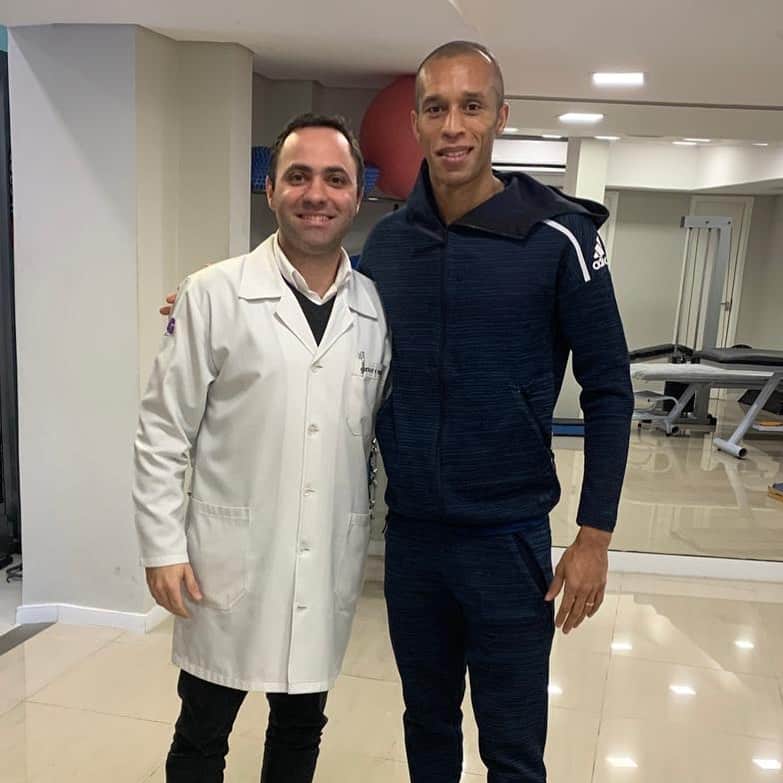 ミランダのインスタグラム：「Obrigado meu amigo @gustavorezende_fisioterapia por me receber na @redesfisioterapia  mais uma vez foi um prazer trabalhar com você novamente」