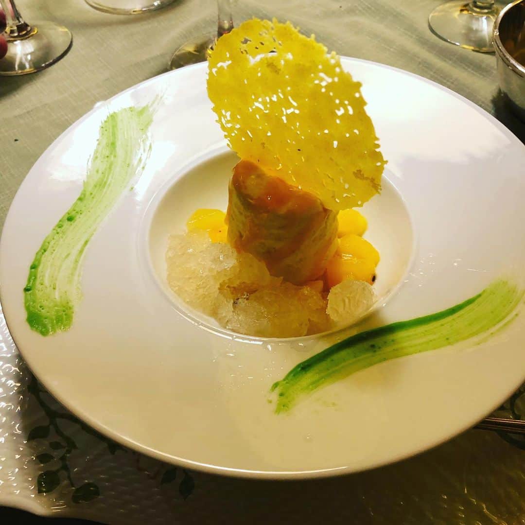 須田剛一のインスタグラム：「プラチナゲームズの佐藤さんと稲葉さんと会食。」