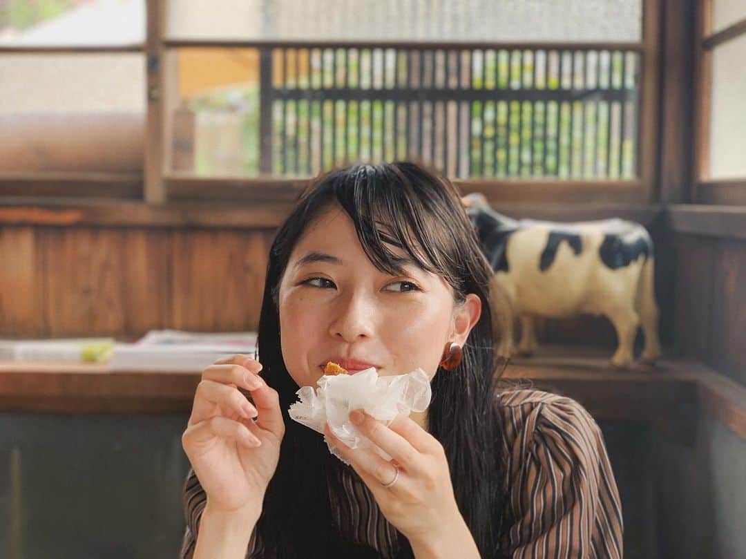 松本ゆいさんのインスタグラム写真 - (松本ゆいInstagram)「好きなものを食べてる時 こんなに幸せな顔をしてるらしい🐵笑 #まつゆいとごはん#今日のまつゆい」9月30日 21時41分 - yui_m106