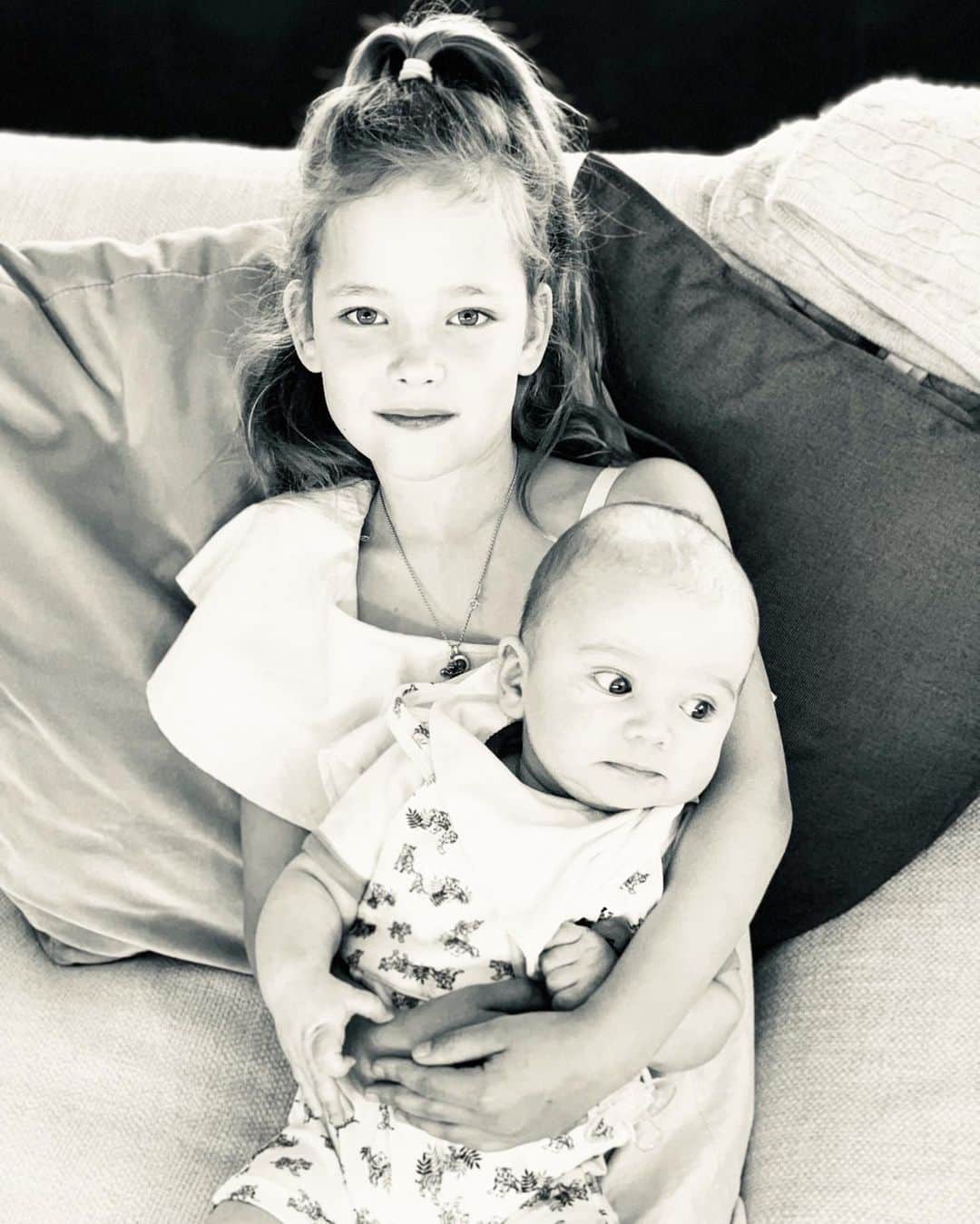 ナターシャ・ポーリーのインスタグラム：「Every Day I Am Thanking God And Universe, For All The Blessings That I Have In My Life🙏🏼 I Am Truly The Luckiest Girl In The World ❤️」