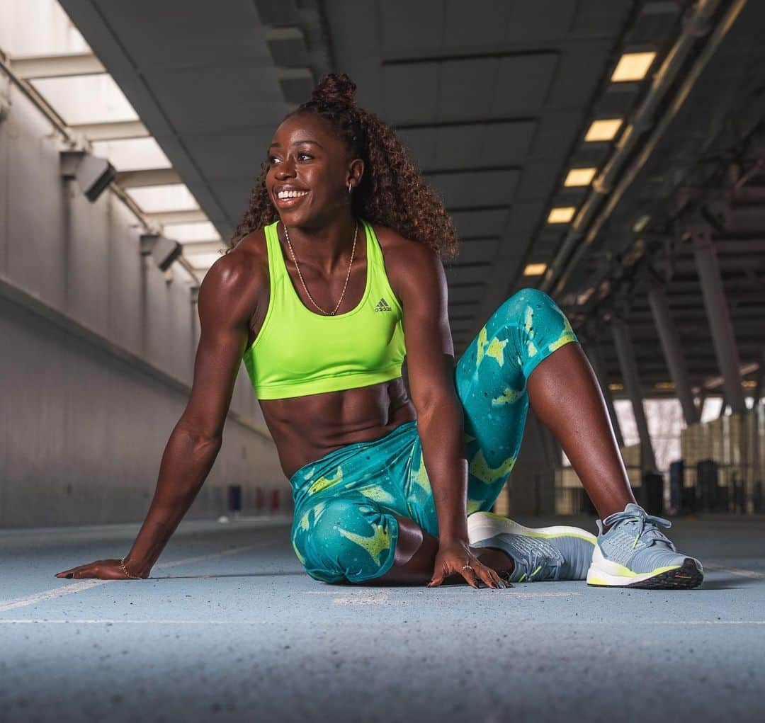 デズリー・ヘンリーさんのインスタグラム写真 - (デズリー・ヘンリーInstagram)「My face when i’ve been told I can finally start my pre-season workouts 💪🏾#HAPPYMONDAY 😁🎊 #RoadToTokyo #2020 #Olympics #Adidas * 📸 @oliverh83」9月30日 22時33分 - desiree_lh