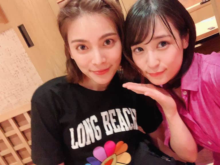 中崎絵梨奈さんのインスタグラム写真 - (中崎絵梨奈Instagram)「#スカッとジャパン 見て頂けたでしょうか？？😈 秋元才加さんのビンタ最高に #スカッと しましたね！🤣🤣 #イヤミ課長 シリーズ大好きなので出演できてとっても幸せでした！  秋元さんバスケ好きでいつかご一緒したいと思っていたので今回ご一緒できて嬉しかったです😭 W杯中だったので空き時間に一緒に #akatsukifive 見たりしてました、、、 お写真も撮って頂いて嬉しい.. ありがとうございました！！ #Bリーグ  #Bリーグ観戦 #bleague #バスケ #バスケットボール #スポーツ観戦女子 #バスケ好きな人と繋がりたい #スポーツ観戦 #バスケ女子 #japan #basketball #スポーツ #sports #アイドル #チャビネス #Chubbiness #中崎絵梨奈 #ぷに子」9月30日 22時40分 - chu_erina