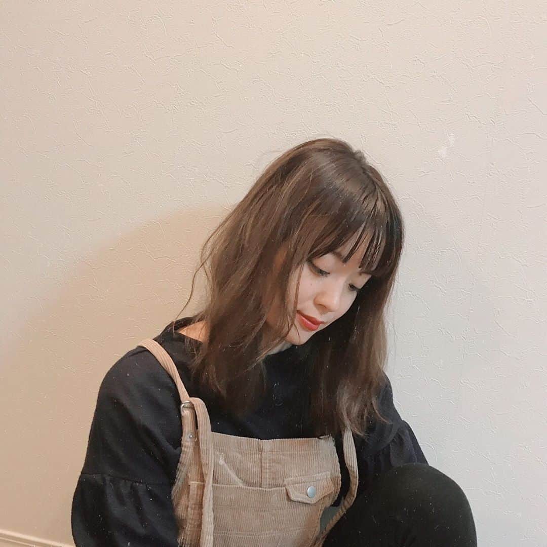 のインスタグラム：「去年の今頃の秋服🍁🍁🍁」