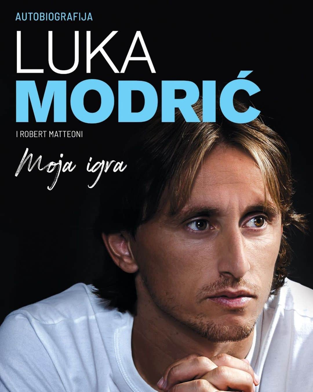 ルカ・モドリッチさんのインスタグラム写真 - (ルカ・モドリッチInstagram)「It is my great pleasure to announce the upcoming publication of my book. I’m happy to share my life story with all of you and I hope you’ll like My Game.  S velikim zadovoljstvom najavljujem da će uskoro biti objavljena moja knjiga. Drago mi je što ću moći s vama podijeliti svoju životnu priču i nadam se da će vam se dopasti Moja igra. 🙏🏻📖⚽💪🏻❤ #MyGame #LukaModricAutobiography #LukaModricBook #cortoliteraryagency #hermesnaklada #bloomsburypublishing #mylifestory #thebestthingsnevercomeeasy #znanjehr」10月1日 0時06分 - lukamodric10