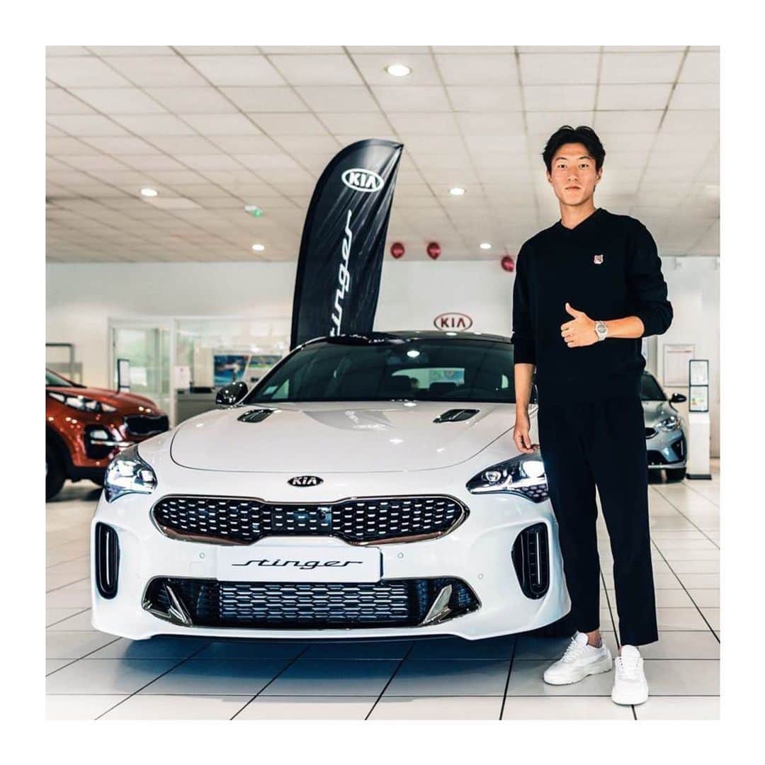 ファン・ウィジョのインスタグラム：「Thank you for your kind Support🚘 - #KIA#스팅어#stinger」