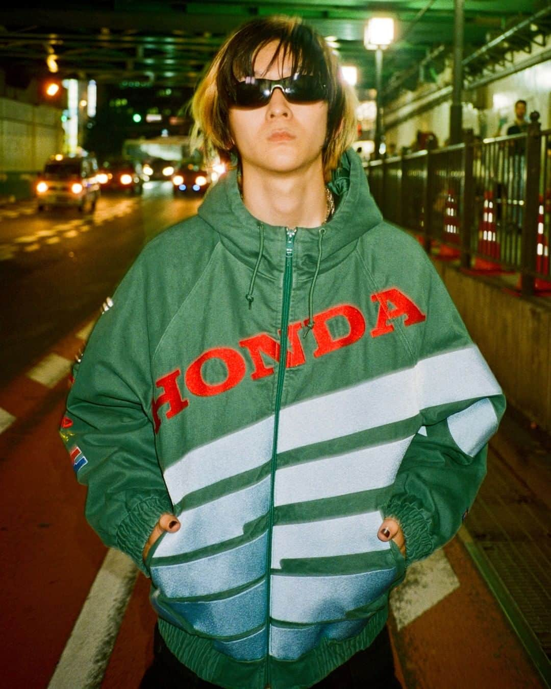 シュプリームさんのインスタグラム写真 - (シュプリームInstagram)「Supreme®/Honda®/Fox® Racing. 10/03/2019」10月1日 1時00分 - supremenewyork