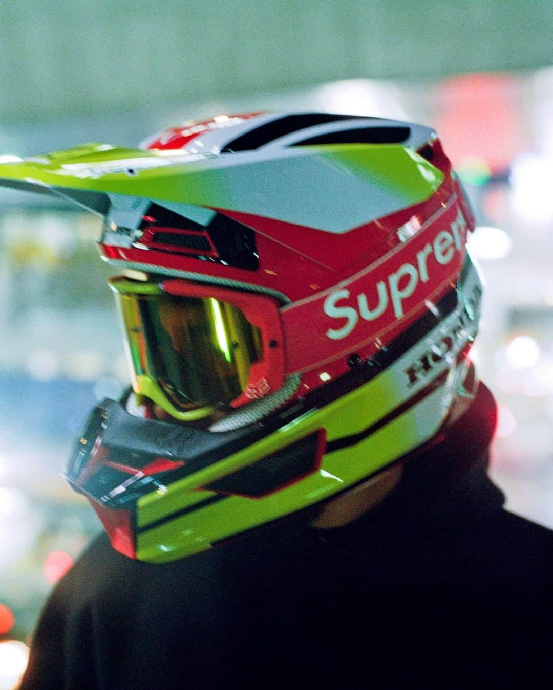 シュプリームさんのインスタグラム写真 - (シュプリームInstagram)「Supreme®/Honda®/Fox® Racing. 10/03/2019」10月1日 1時00分 - supremenewyork