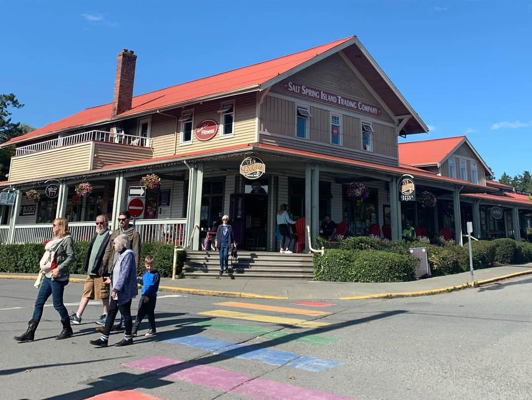 坂本美雨さんのインスタグラム写真 - (坂本美雨Instagram)「Salt Sping Islandの彩り！ #vancouver #saltspringIsland」10月1日 1時13分 - miu_sakamoto