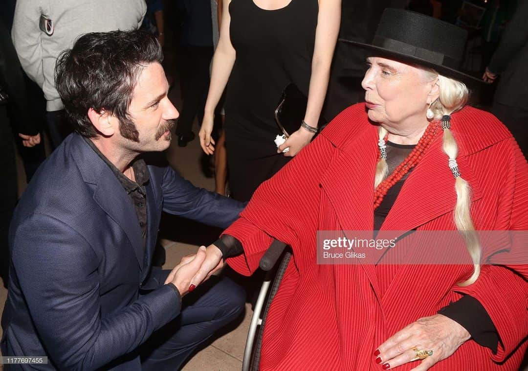 コリン・ドネルのインスタグラム：「Opening night @almostfamousbwy at @theoldglobe with THE Joni. • Thank you @bruglikas for capturing!」