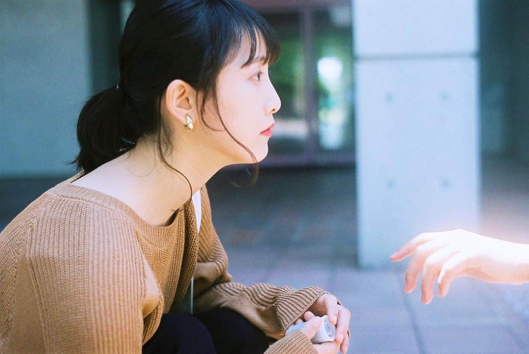 松井玲奈さんのインスタグラム写真 - (松井玲奈Instagram)「21世紀の女の子 パッケージ化記念 21世紀の女の子がテアトル新宿 にて10/3(木)まで上映中です。 ※来場者特典有  パッケージ化にはなりますが、今後の劇場上映は現在予定してないらしいです。 今日は1日。映画の日ですよー。 ぜひ。 #21世紀の女の子」10月1日 7時05分 - renamatui27