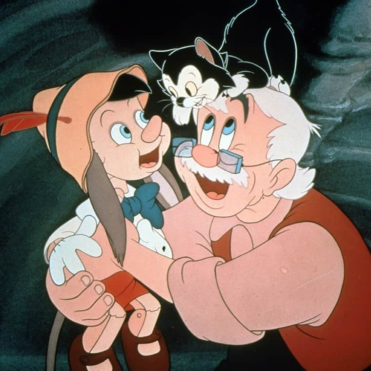 ディズニー・スタジオさんのインスタグラム写真 - (ディズニー・スタジオInstagram)「どんな時もピノキオを愛し続ける、やさしい父親ゼペット✨トレードマークは、白ヒゲとメガネ👓  今日（10/1）は、メガネの日 ✨  #メガネの日 #ピノキオ #ディズニー」10月1日 13時31分 - disneystudiojp