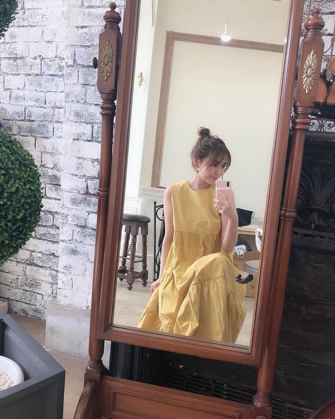 藤川沙弥のインスタグラム：「📸♥︎﻿ ﻿ ﻿ ﻿ 秋冬に入っても毎月欠かさず﻿ 全身脱毛でキレイモ通ってる🐶🌿﻿ ﻿ ﻿ ﻿ #KIREIMO #キレイモ #脱毛 #脱毛サロン #全身脱毛 #女子力アップ #女子力 #肌ケア #美 肌」