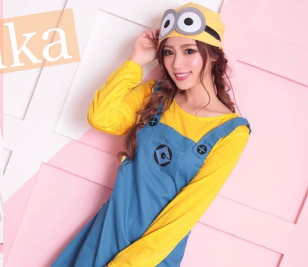 のインスタグラム：「・ コスプレは@mwah_tika @dress_tika  オススメだよ💛 ・ #tika#model#Halloween#ミニオン#中尾みほ」