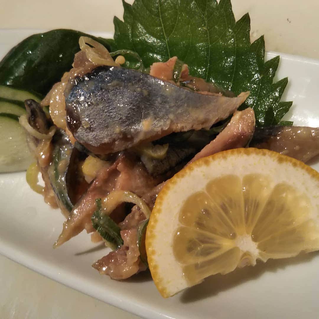 北海道知床漁場 伊丹店さんのインスタグラム写真 - (北海道知床漁場 伊丹店Instagram)「おすすめのサンマのなめろうです！！ わかりやすく言うとサンマ叩き味噌和えでしょうか🙄おいしいですよ～  #かに#かき#海鮮#カフェ#伊丹#オアシス#北海道#ホタテ#コース#宴会#サーモン#サンマ#刺身」10月1日 22時29分 - shiretoko_itami