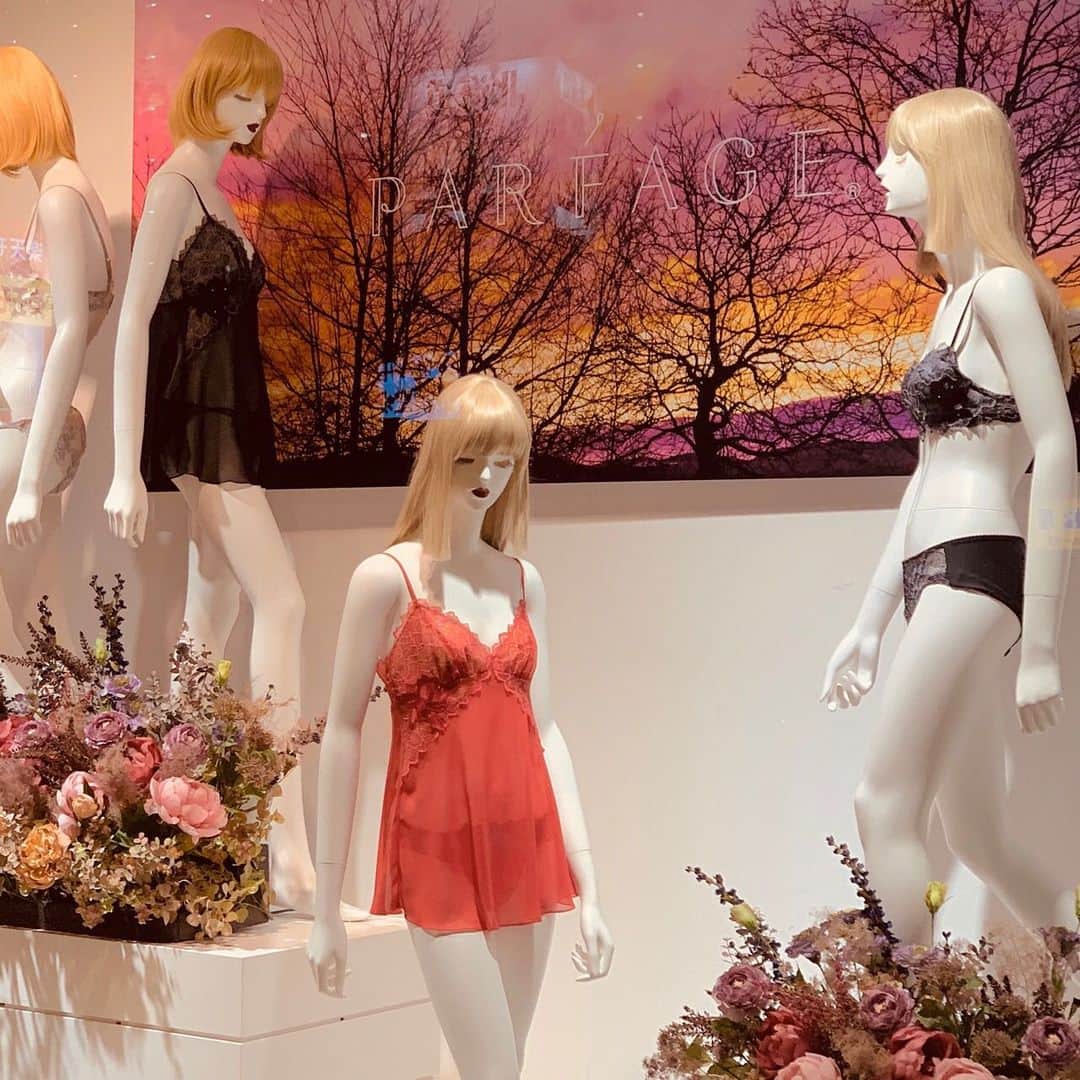 WACOAL_PARFAGEのグルメインスタ