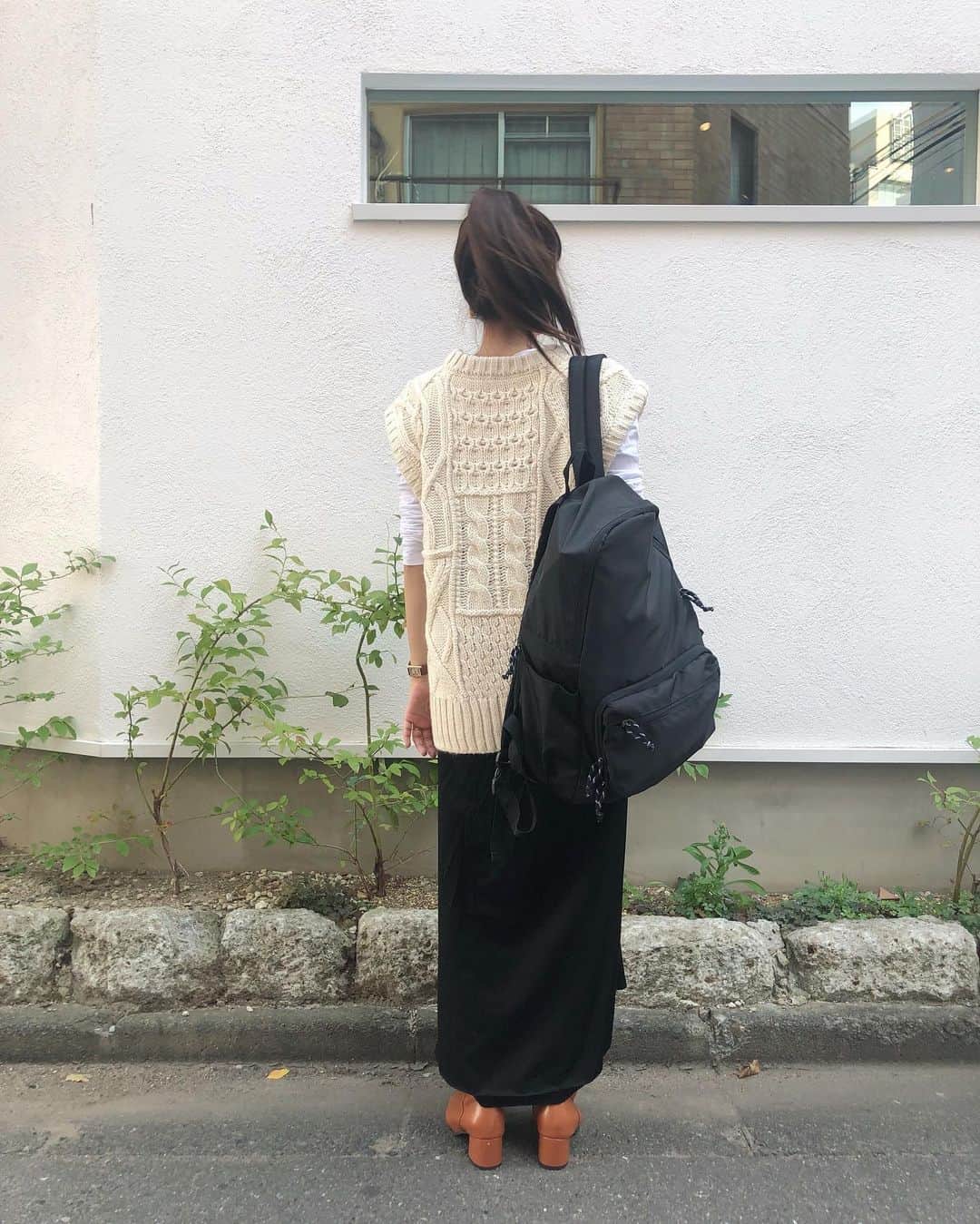 近藤千尋のインスタグラム：「インスタライブを見てくださった皆様 ありがとうございました💖 マザーズトートは開始5分で予約分が終わってしまって…🥺 リュックも完売ありがとうございます😭 今、最短でいつ再販できるかを 確認中です😭‼️ サプラーイズゲストのひーぼぉくんも 一緒に出て楽しかった~💖 鼻声で聞き取り辛くごめんなさい😫」