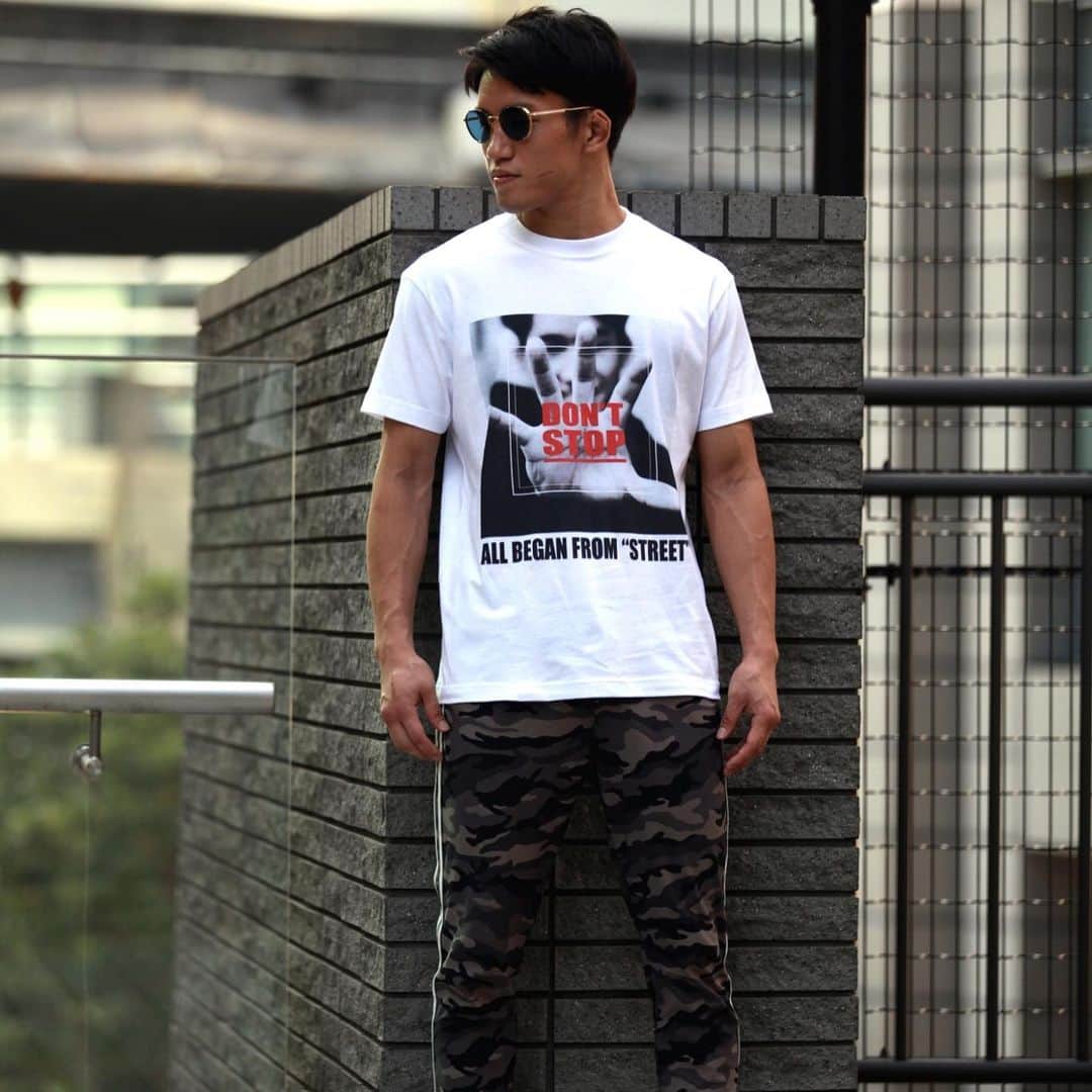 朝倉海さんのインスタグラム写真 - (朝倉海Instagram)「次戦の応援Tシャツ作りました！ 試合会場で販売されるので是非これを着て応援お願いします！ #rizin #応援tシャツ」10月1日 17時19分 - kai_asakura_