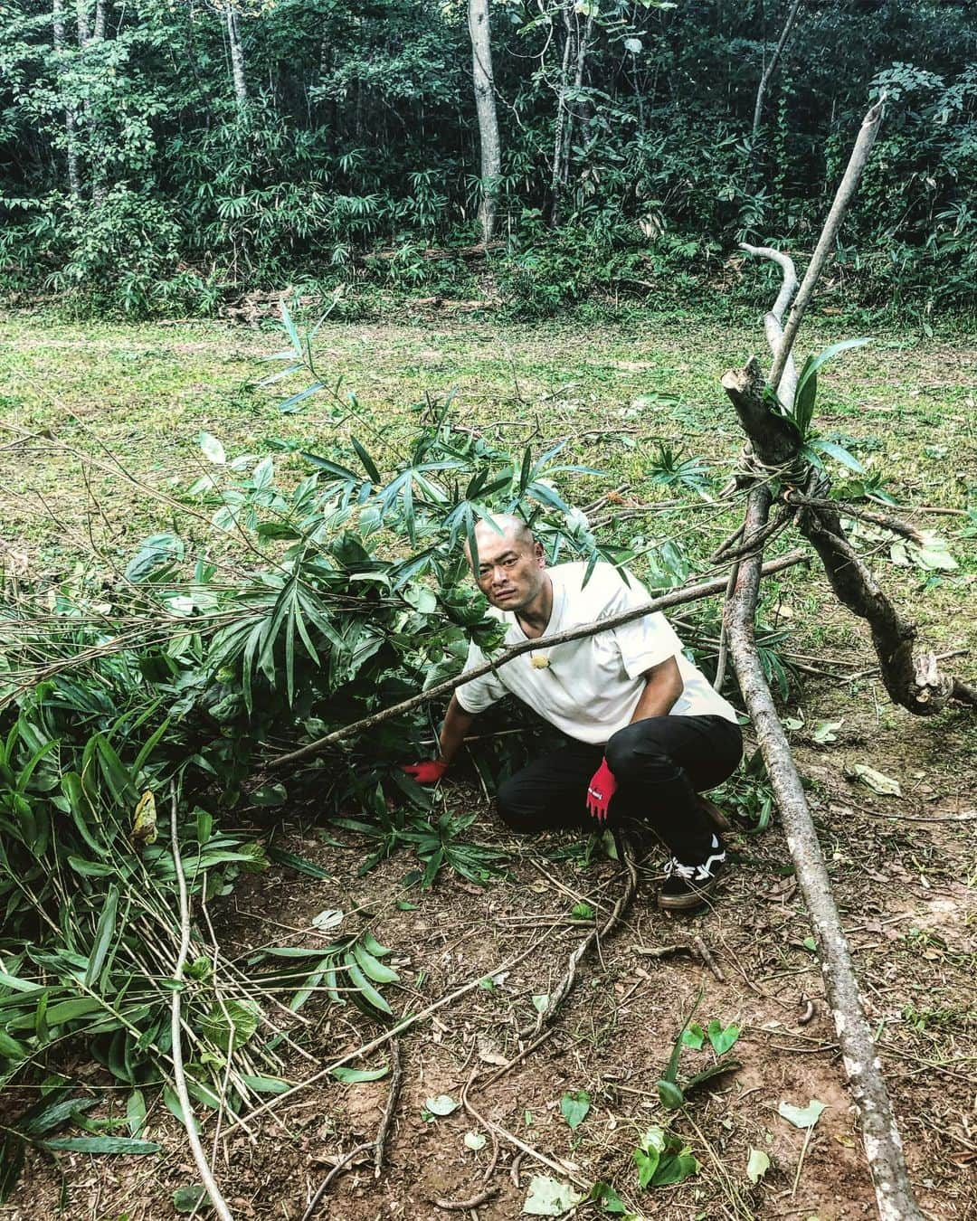 あばれる君さんのインスタグラム写真 - (あばれる君Instagram)「見てください‼︎自分で家を作りました‼︎」10月1日 18時18分 - abarerukun