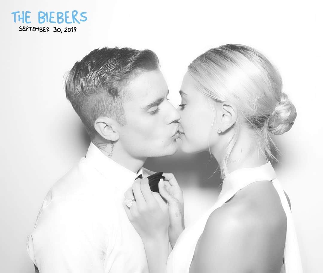 ジャスティン・ビーバーさんのインスタグラム写真 - (ジャスティン・ビーバーInstagram)「My bride is 🔥」10月1日 18時11分 - justinbieber