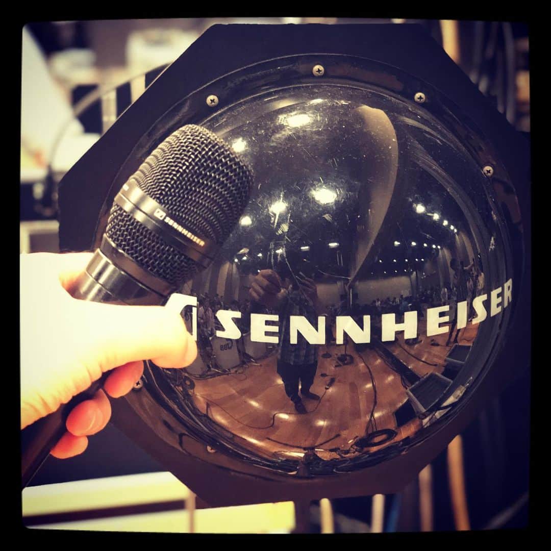 北山陽一のインスタグラム：「いつもお世話になっております！#ゼンハイザー #ゼンハイザージャパン #sennheiser #sennheiserjapan #ゴスペラーズ #リハーサル」