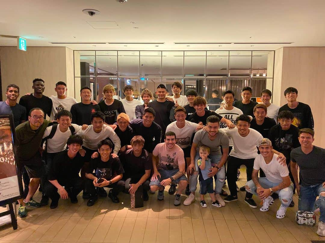 田上大地さんのインスタグラム写真 - (田上大地Instagram)「J1昇格まで突っ走ろう🏃‍♂️⚽️ 残り少ない試合も熱い応援で選手の背中を押してください👍 #kashiwa #reysol #vitoria」10月1日 18時22分 - t_daichi5