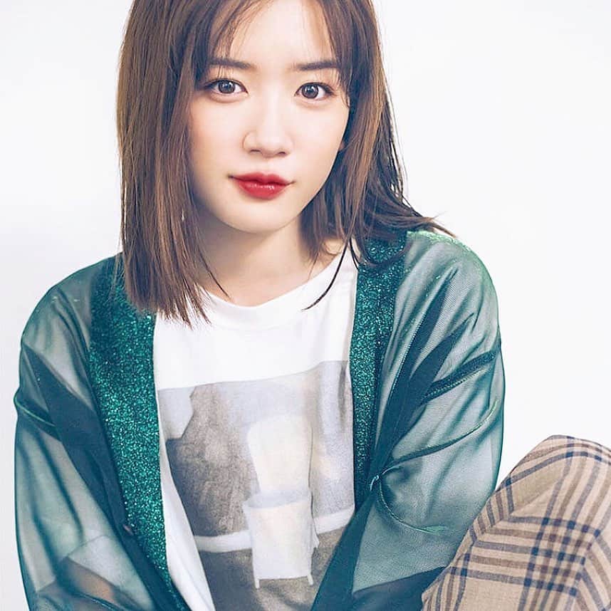 のインスタグラム：「#永野芽郁#僕たちがやりました #3年a組今から皆さんは人質です  #半分青い#朝ドラ#朝ドラ女優 #二ノ国#ドラマ#映画 #金髪 #fuamoko」
