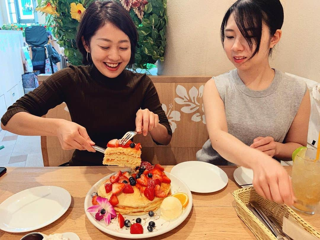 田中こなつさんのインスタグラム写真 - (田中こなつInstagram)「🥞🍹🥞🍹🥞🍹 #pancakes #hawaii #hawaiiancafe #cafe #birthday #friends #thankyou #ikspiari #cafekaila #kaila #🎂」10月1日 20時48分 - konatsu_tanaka