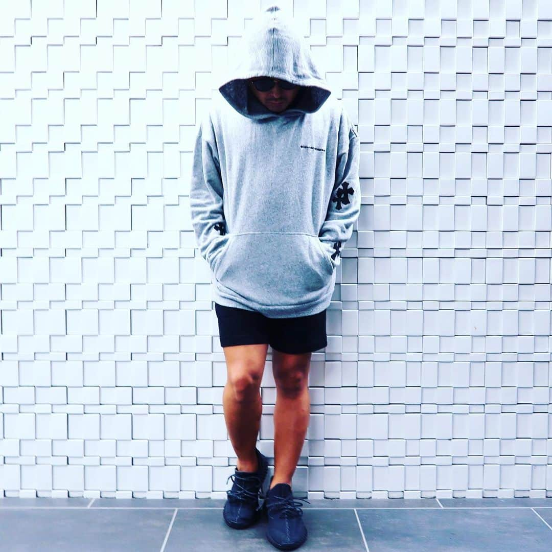 ★★★XXXXXさんのインスタグラム写真 - (★★★XXXXXInstagram)「・ ・ ・ ・ ・ ・ ・ ・ ・ ・ ・ #ootd #outfit #kotd #kicksgram #kicks #ootdmen #chromeheartsofficial #chromehearts #chromeheartsmia #ch #silver #leather #mensfashion #hypebeast #クロムハーツ #クロムハーツ部 #크롬하츠」10月1日 20時59分 - ch2.1.8