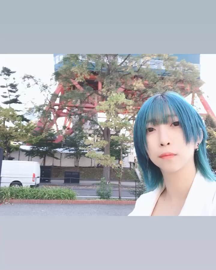 佐藤梨菜のインスタグラム：「FEAM×mogu☆moguの北海道遠征楽しかった！夜モグの部屋突入してUNOしたり、美味しいもの食べたり4日間ライブたくさんできて幸せでした 会いにきてくれたみんなたちありがとうね また北海道でワンマンやりたいなあ、その時はよろしゅうです！ misonoさんお写真撮ってくださって嬉しかったし歌かっこよすぎて鳥肌だったなあ。ありがとうございました😊  #feam  #アイドル #lpフェス2019 #misono #zeppsapporo #live #いいね歓迎 #フォロー希望 #좋아요 #좋아요환영 #팔로우미 #셀카 #셀카샷」
