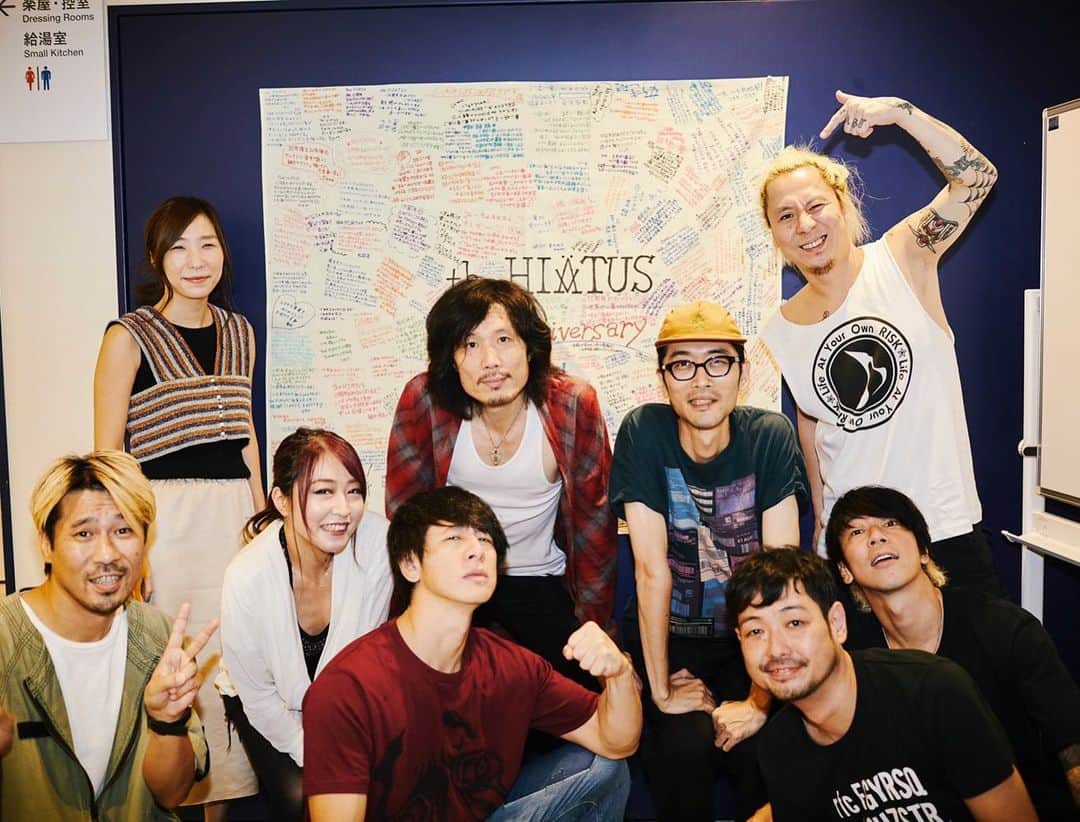 the HIATUSさんのインスタグラム写真 - (the HIATUSInstagram)「フラッグありがとう！^ ^」10月2日 0時36分 - the_hiatus_official