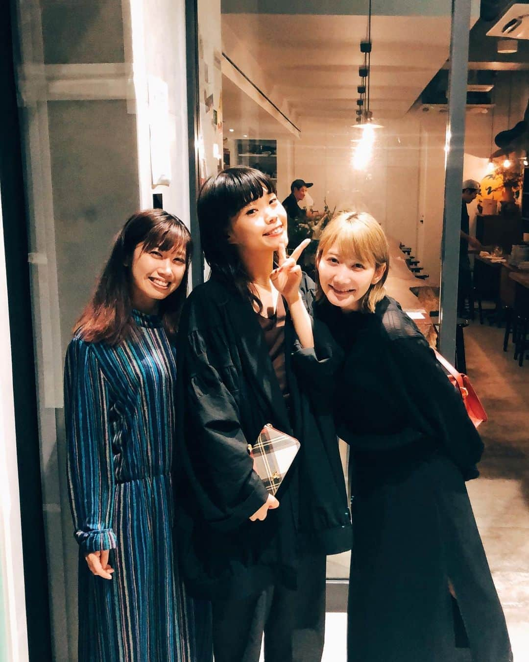 Saoriさんのインスタグラム写真 - (SaoriInstagram)「女の子だけの良い夜。  @mari_crimson #あいなじえんど #bish」10月2日 1時10分 - saori_fujisaki