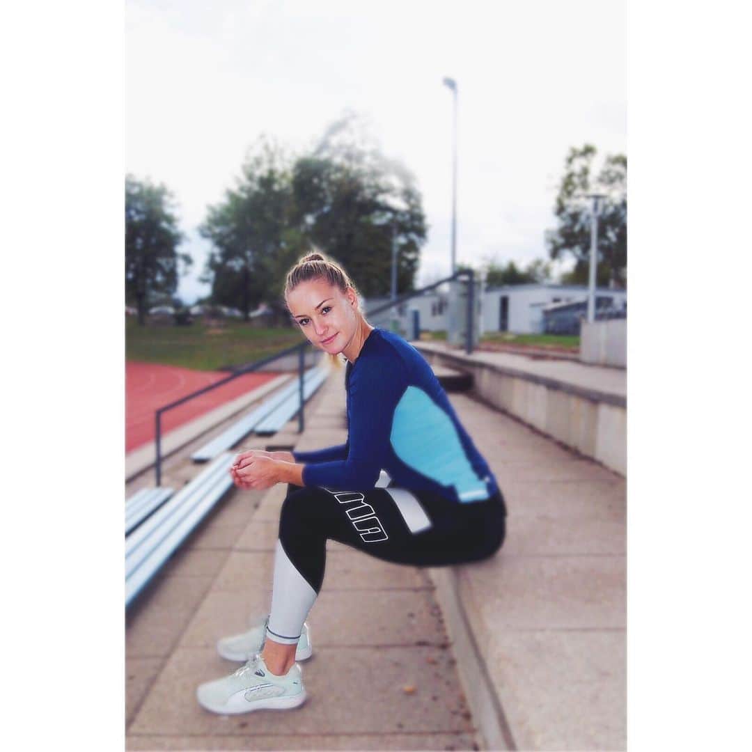 Sophia JUNKのインスタグラム：「Create someting big. But take your time✌🏼#motivation #running #focus #onegoal #pumaathlete #nolimit」