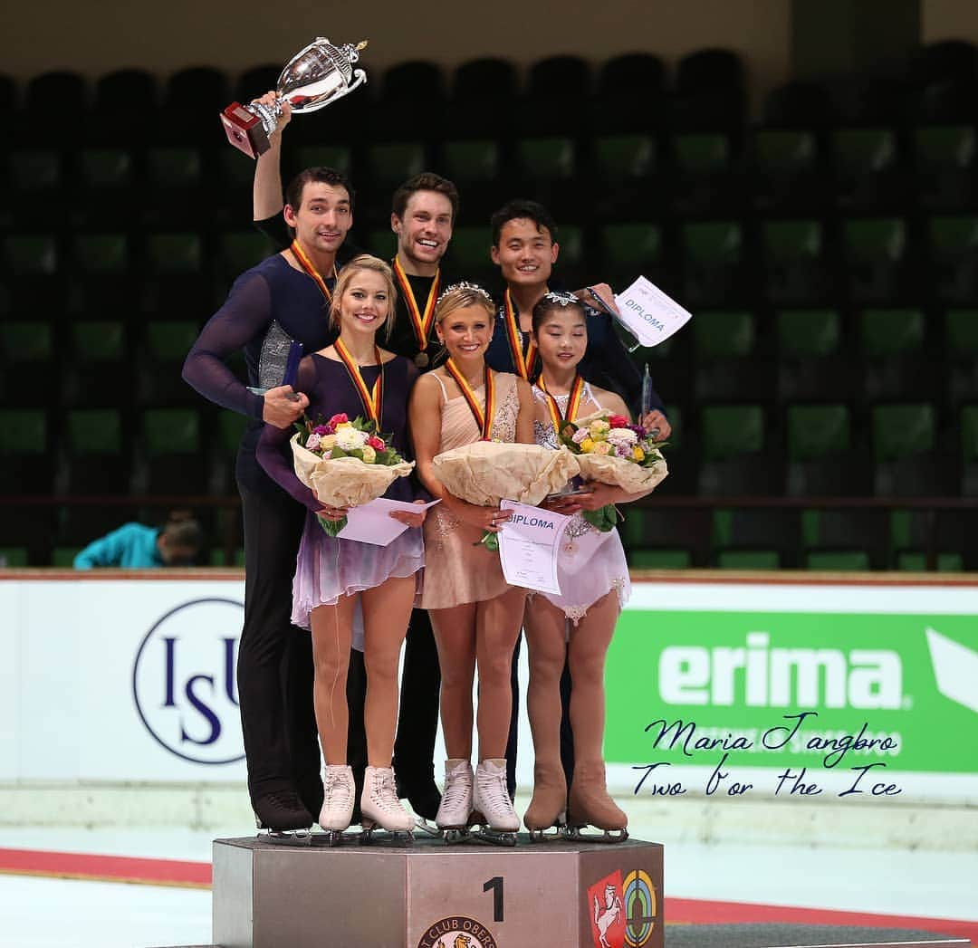 マイケル・マリナロさんのインスタグラム写真 - (マイケル・マリナロInstagram)「It's not the @stanleycup but really happy to raise this trophy🏆🥇 . . . #skating #figureskating #iceskating #patinage #nebelhorntrophy2019 #isu #isufigureskating #worldfigure #skatecanada #gold #jacksonfamily #creatinghistory #germany #getneuenergy #neuenergy #teamcanada」10月2日 6時29分 - marinarosauce1