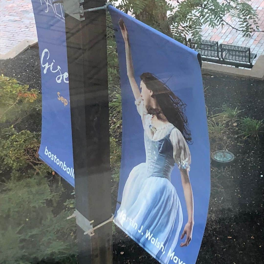 倉永美沙さんのインスタグラム写真 - (倉永美沙Instagram)「From the photo/video shoot of Giselle for Boston Ballet 💙 Happy #tututuesday Photo by @rachelnevillephoto 1月に行われたボストンバレエのジゼルのプロモーションビデオ、写真の撮影より。#ballet #giselle #ballerina #ballerinalife #happy #happiness #dance #art #幸せ #バレエ #バレリーナ #rehearsal #travellife #work #wroldtraveler #travellife #fly」10月2日 8時59分 - misakuranaga