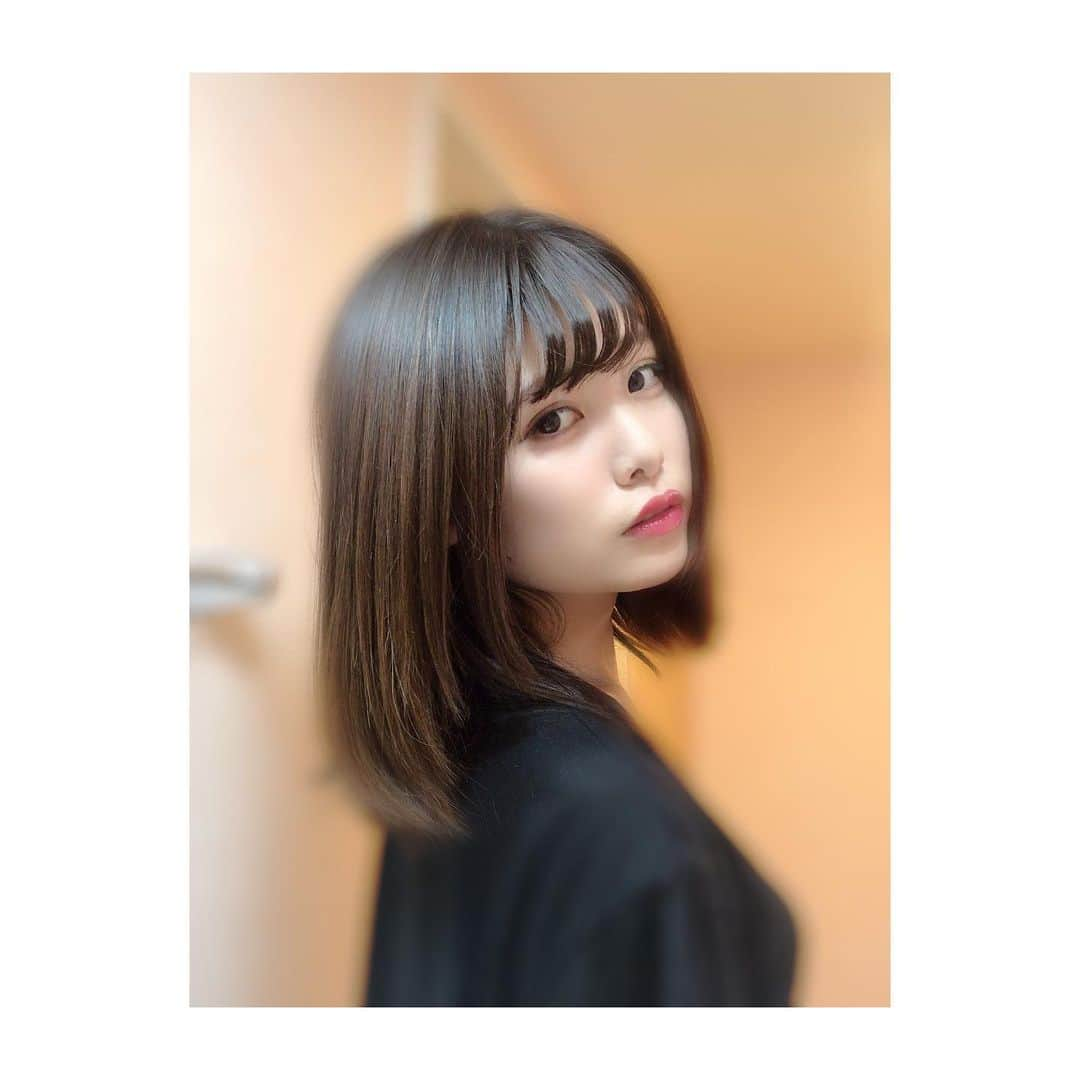 希咲智美さんのインスタグラム写真 - (希咲智美Instagram)「今更ながらに。髪切りました。」10月2日 10時39分 - tomomiii_0509