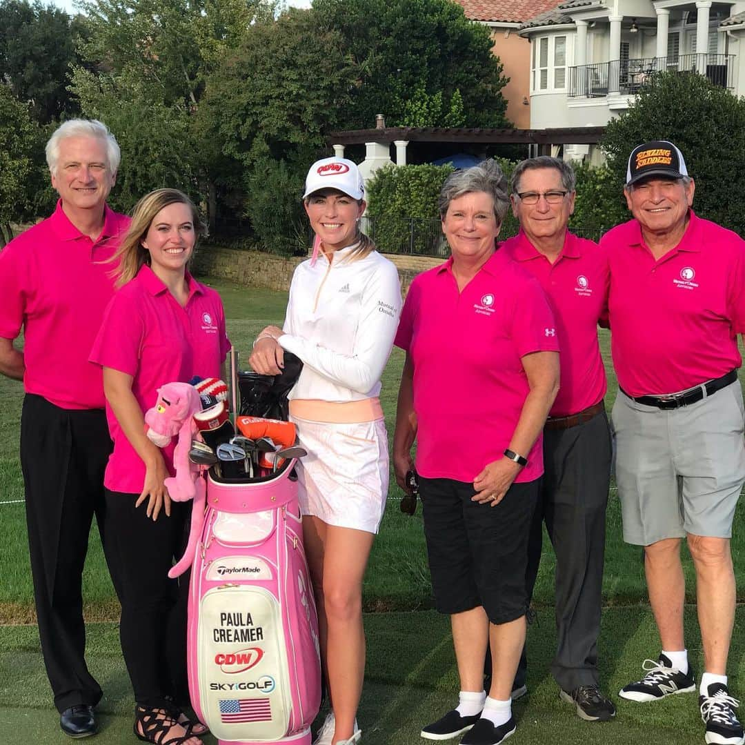 ポーラ・クリーマーさんのインスタグラム写真 - (ポーラ・クリーマーInstagram)「Great evening with @mutualofomaha here in Texas!!!!! I mean those pink shirts are everything!!!! #teamPC #partners ❤️😬」10月2日 11時40分 - paulacreamer1