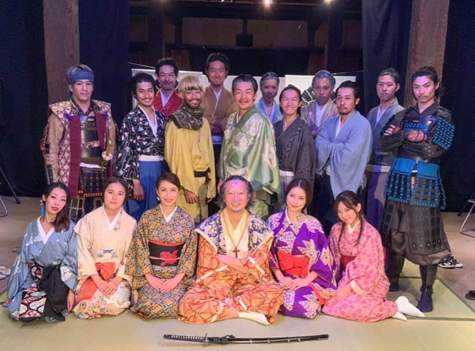 立花サキさんのインスタグラム写真 - (立花サキInstagram)「【SORIN THE INNOCENT LORD】 大分県臼杵市でのプレ公演、 無事に千秋楽を終える事が出来ました😊 予想以上に沢山の方々が観劇してくださって嬉しかったです！ ありがとうございました。 1人でも多くの方に、色んなかたちの【愛】が届いていたら本望です。 そして、今回も多大なるサポートをしてくださった周りの方々には本当に感謝です！ 言葉にしてしまうと安っぽくなってしまうのですが… 幸せな1ヶ月でした。。。 色んな出会いがあって今が在る。今の私が在る事も周りの方々が居てくれるから。 もっともっと感謝の出来る人間になっていかなくてはいけないなっと感じてます。 いつもありがとうございます！ まだまだ至らない私ですが、改めてこれからも宜しくお願いします！ そして、東京公演も楽しみにしていてくださいね(^^) #舞台 #SORIN #大友宗麟 #久家の大蔵 #愛 #ムジカ」10月2日 12時46分 - tachibanasakichaso