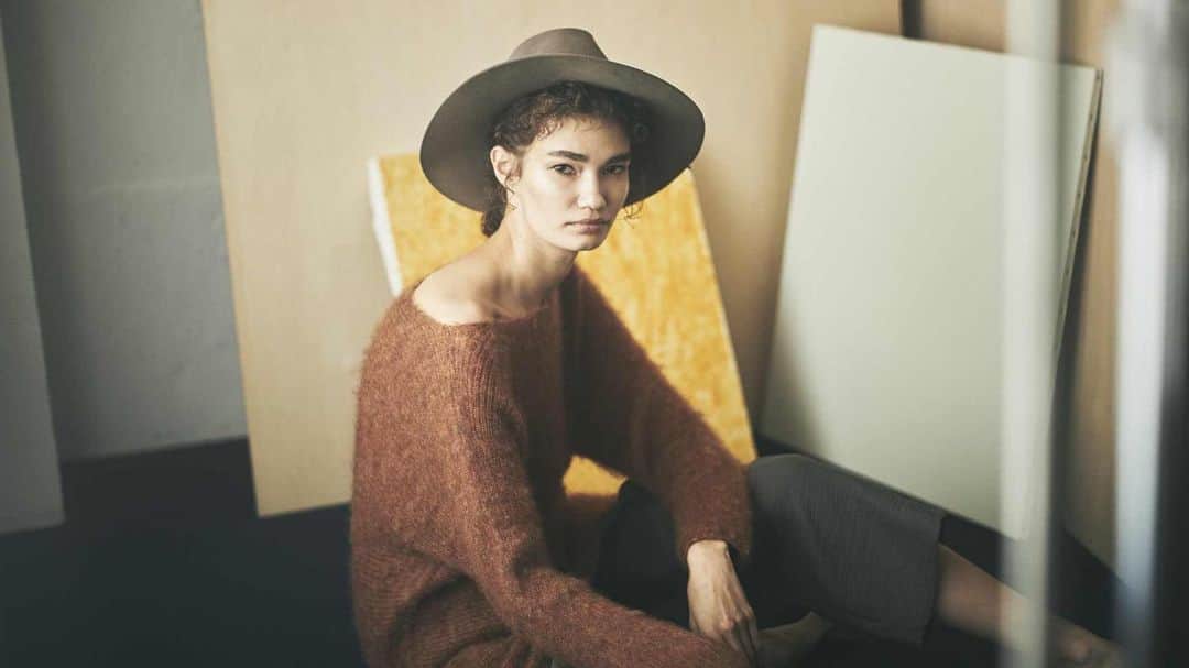 MAISON DE REEFURのインスタグラム：「【 2019 AUTUMN ＆ WINTER 2nd COLLECTION 】10/11(Fri) START. . ラストシーズンを飾る、最後のオリジナルウエア 2ndコレクション。 . 素材感やシルエットにこだわった《大人の女性》に向けたMAISON DE REEFURのラストコレクションです。 OFFICIAL WEB SHOPでは、先行予約開催中！ . 【 展開店舗 】 ルミネエスト新宿店・博多店・OFFICIAL WEB SHOP・ZOZOTOWN . #maisondereefur #2ndcollection #autumn #winter #2019aw #new #メゾンドリーファー」